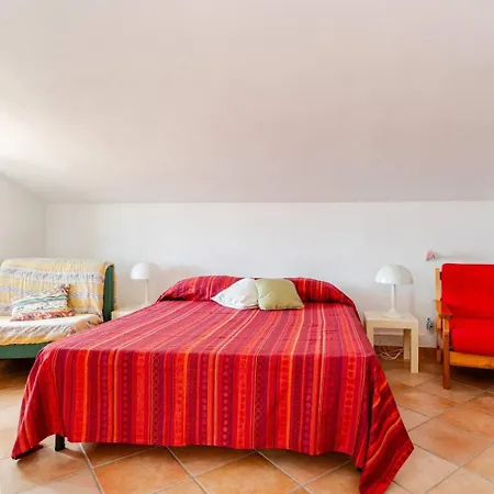 Holiday home Thea Maris *