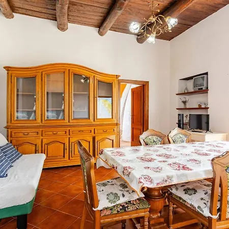 Thea Maris * Maratea